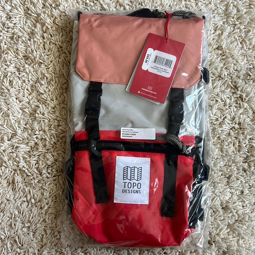 NWT Rover Pack Mini in Natural/Hot Coral/Peach
